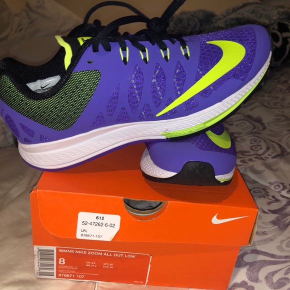 Nike shoes. - Picture 3 of 3